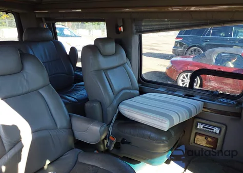 2002 Chevrolet Express from USA, damaged, VIN 1GBFG15R621165023